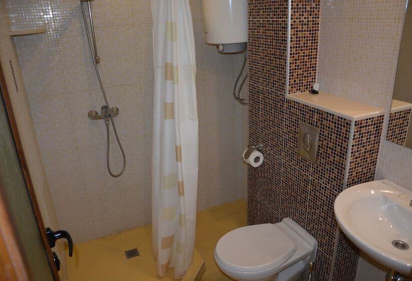 Golden House Apartments