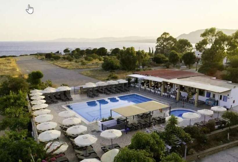 Отель Amphitriti