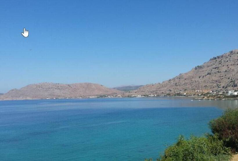 Отель Amphitriti