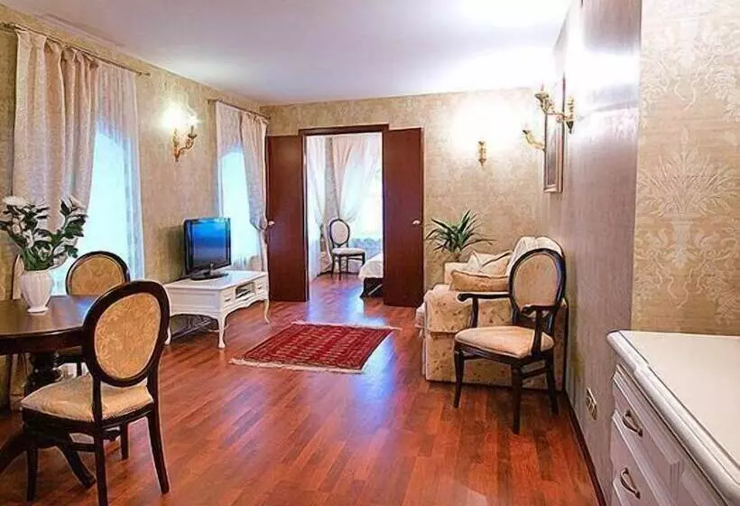ホテル Boutique Apartments Pokrovka 9a