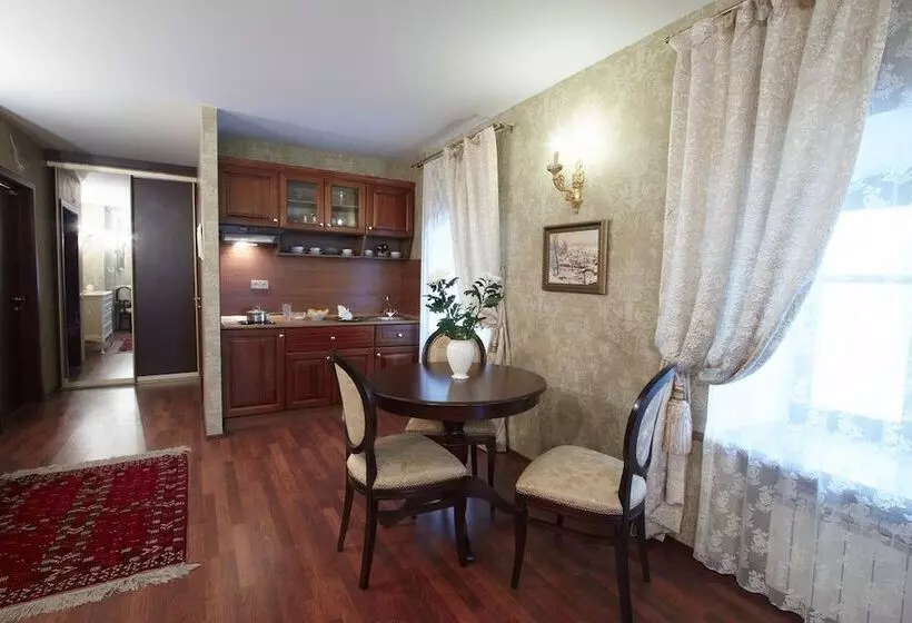 ホテル Boutique Apartments Pokrovka 9a