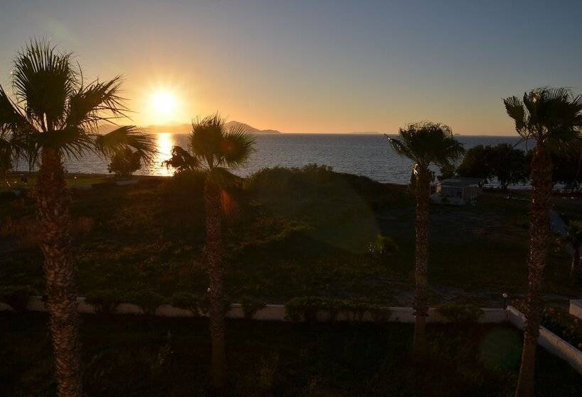 ホテル Costa Angela