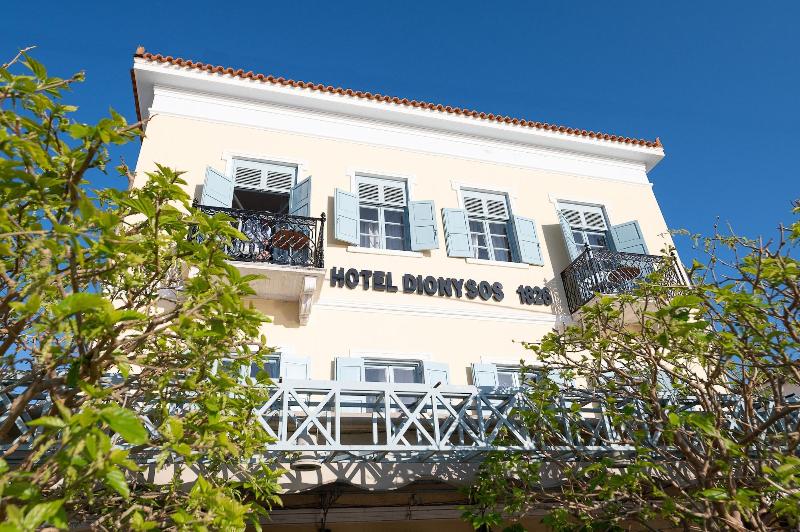 هتل Dionysos