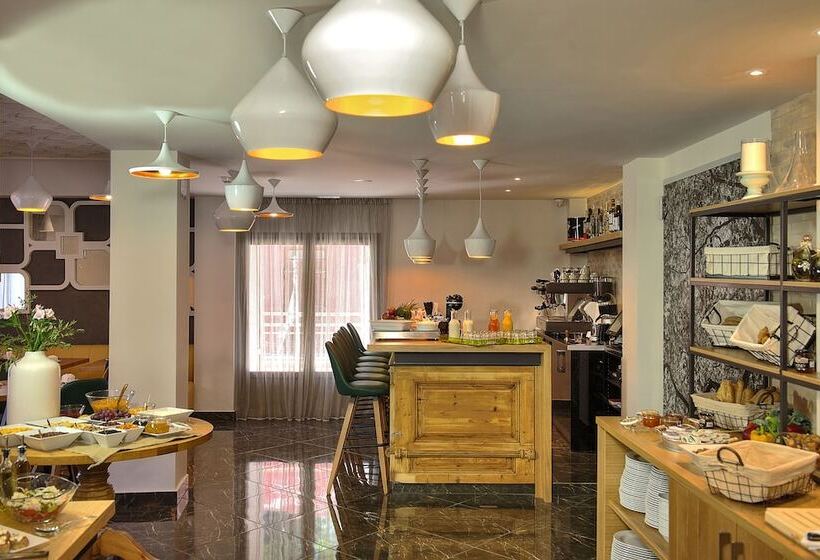 هتل Elia Dorotheou