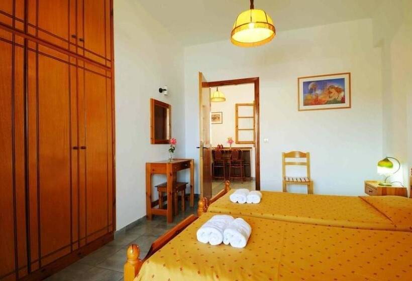 호텔 Feeloxenia Corfu Apartments