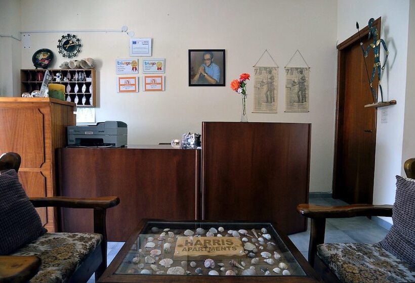 호텔 Feeloxenia Corfu Apartments