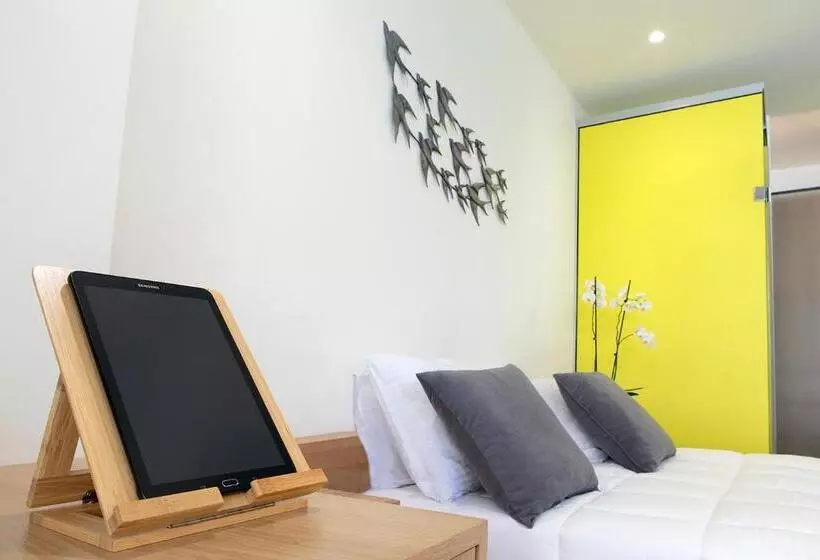 ホテル Lilium Luxury Suites