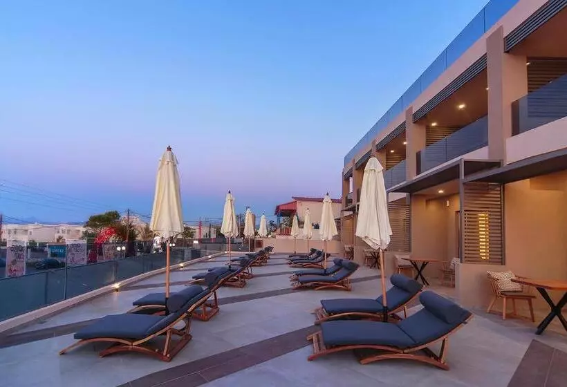 ホテル Lilium Luxury Suites
