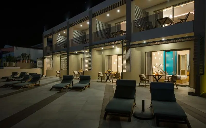 Hotelli Lilium Luxury Suites
