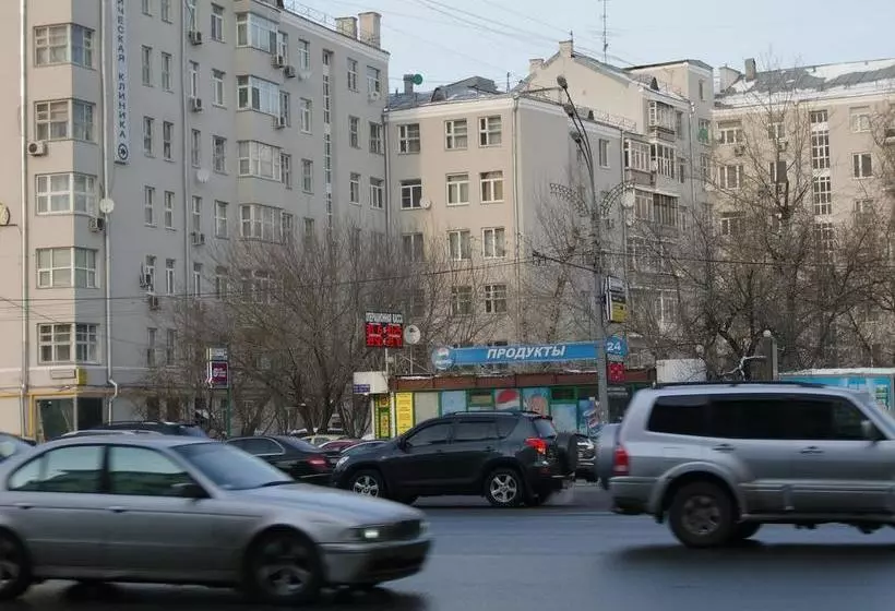 ホテル Russian Apartments On Zubovsky