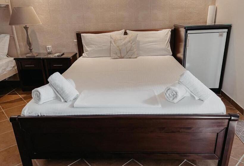 Hotel Studio Ristas 2