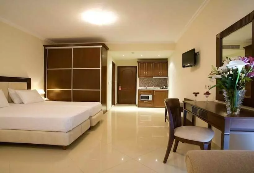 Royal Nidri Hotel & Apartments