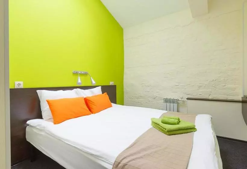 Station Hotel A1