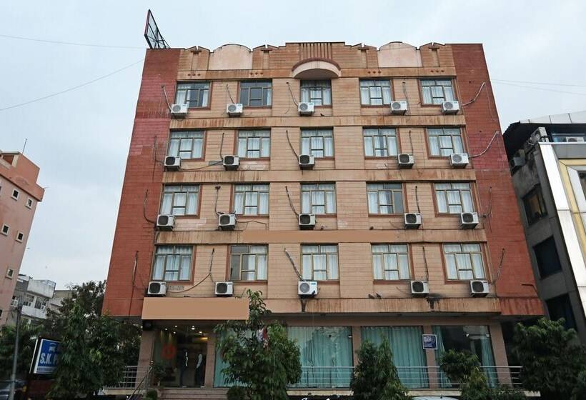 Collection O 1425 Hotel Sk Paradise