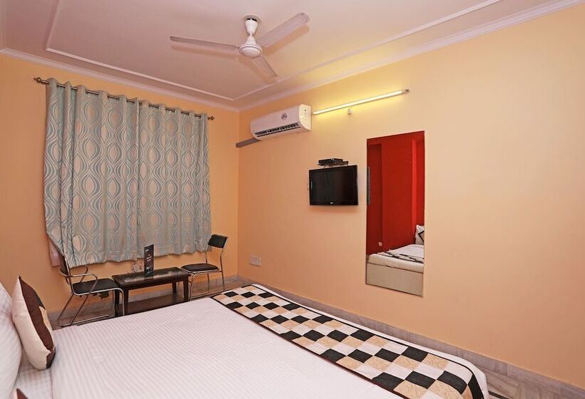 Collection O 1425 Hotel Sk Paradise