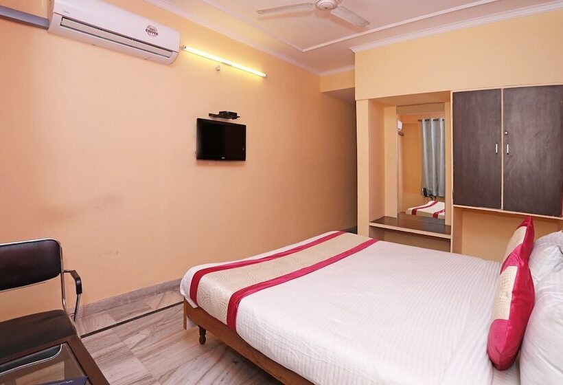 Collection O 1425 Hotel Sk Paradise