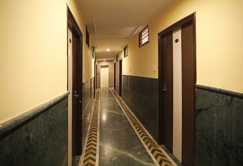 Collection O 1425 Hotel Sk Paradise