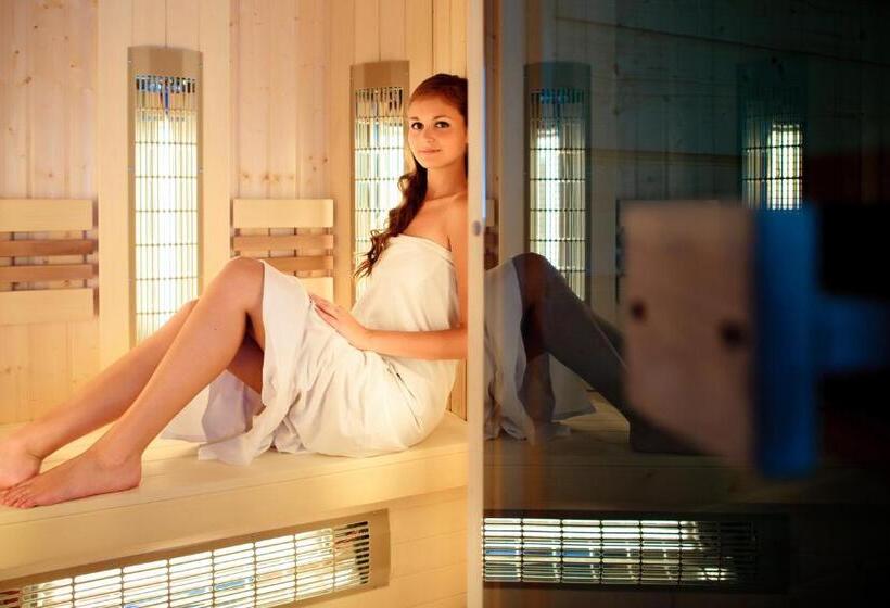 Equitana Hotel Resort