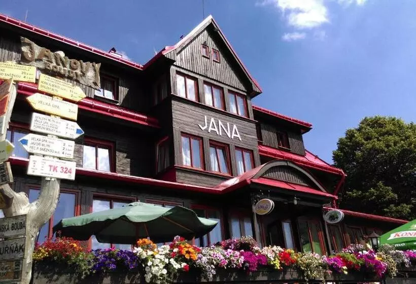 هتل Bouda Jana