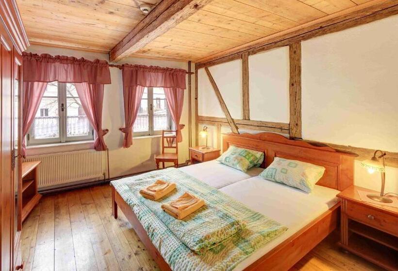 호텔 Hradní Bašta