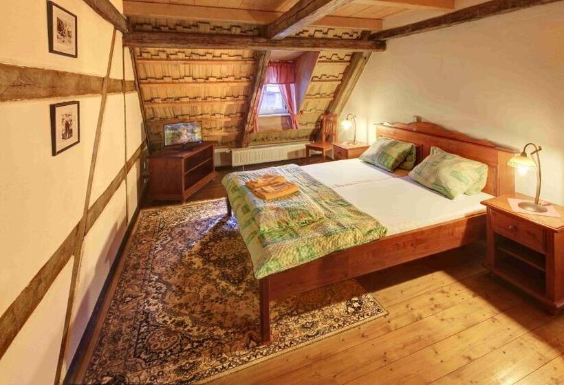 호텔 Hradní Bašta