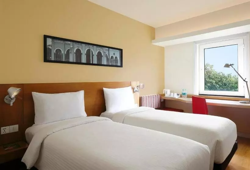 هتل Ibis Coimbatore City Centre   An Accor Brand
