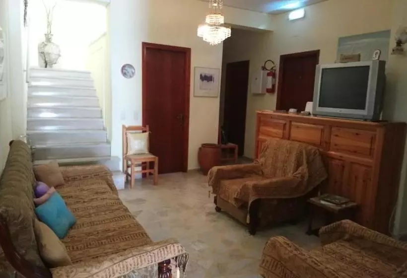 Hotel Kallirroi