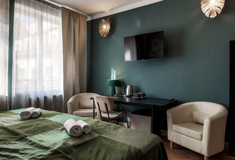 هتل Louren The Bridge Inn