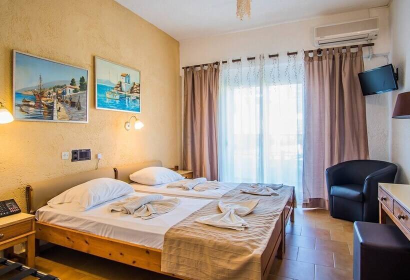 בית מלון כפרי Marlena   Adults Only