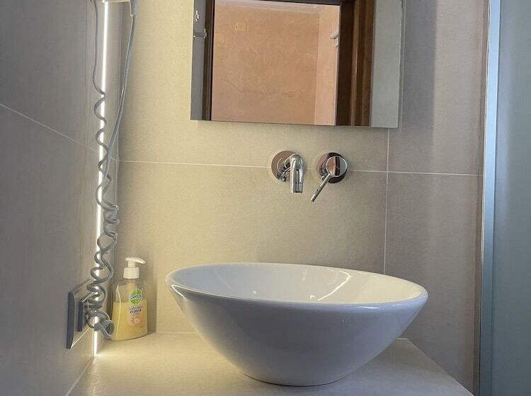 호텔 Pension Isabo