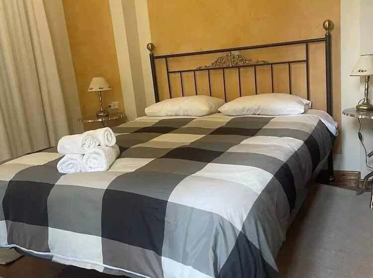 Hotelli Pension Isabo