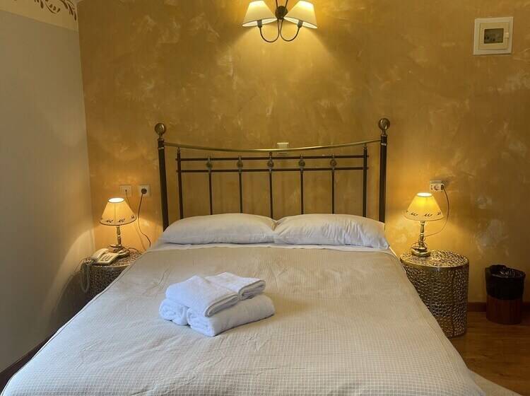 호텔 Pension Isabo