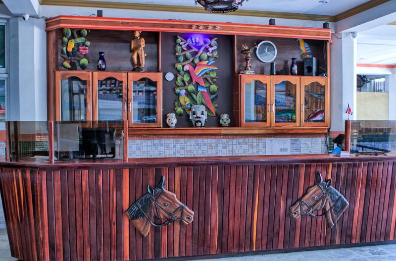 فندق Puntarenas Beach