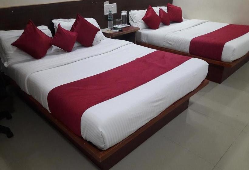 Hotel Sai Leela Residency