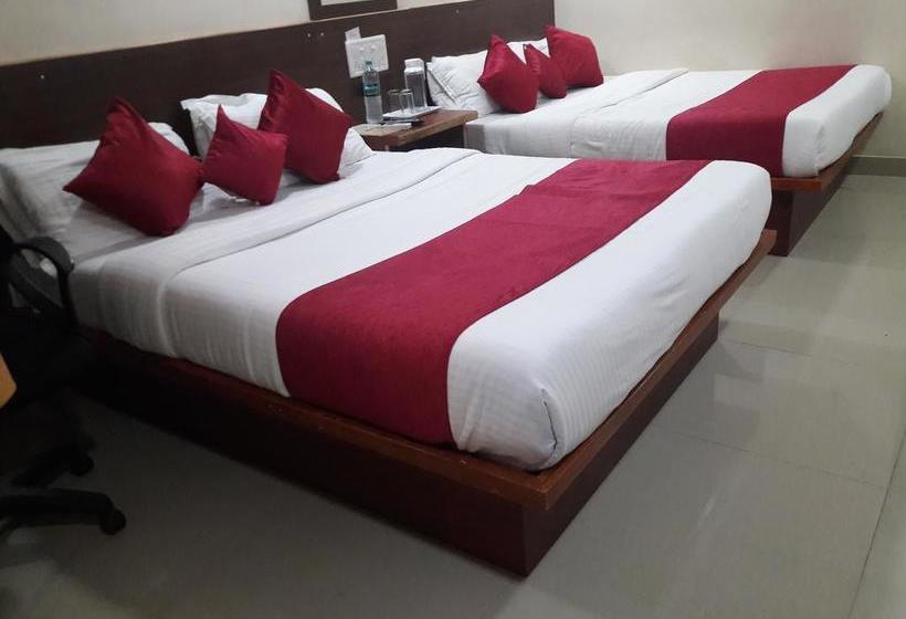 Hotel Sai Leela Residency
