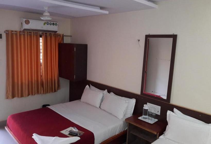 Hotel Sai Leela Residency
