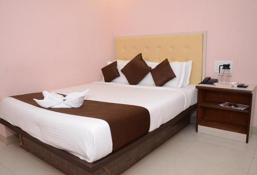 Hotel Sai Leela Residency