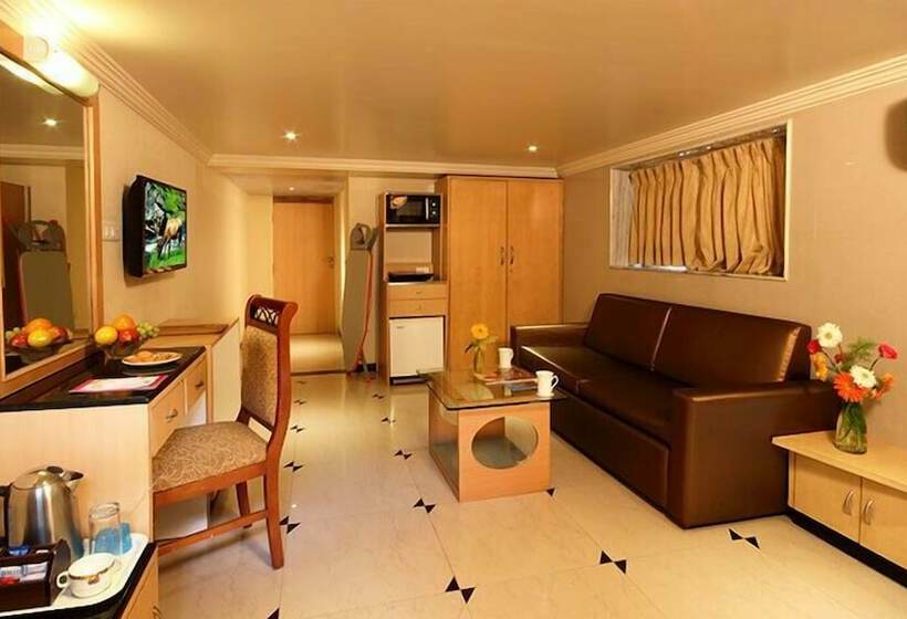 Hotel Summer Plaza Resort