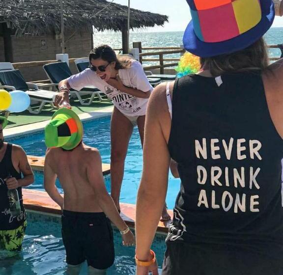 Hotel The Point Mancora Beach