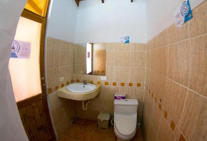 Hotel The Point Mancora Beach