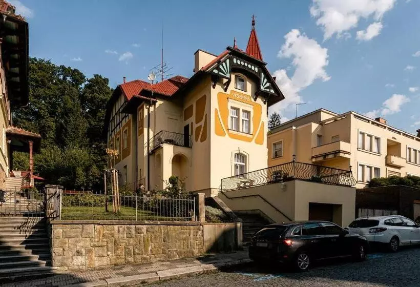 ホテル Vila Vyšehrad