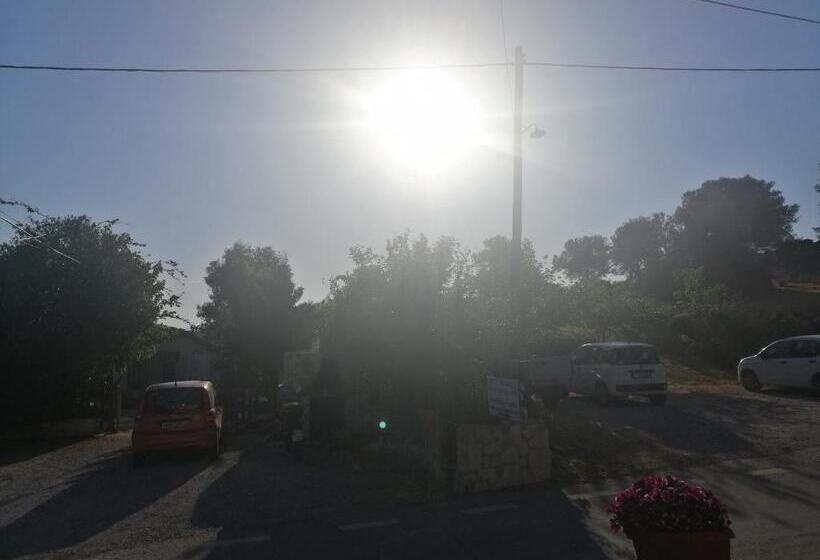 ホテル Villa Costas Popi