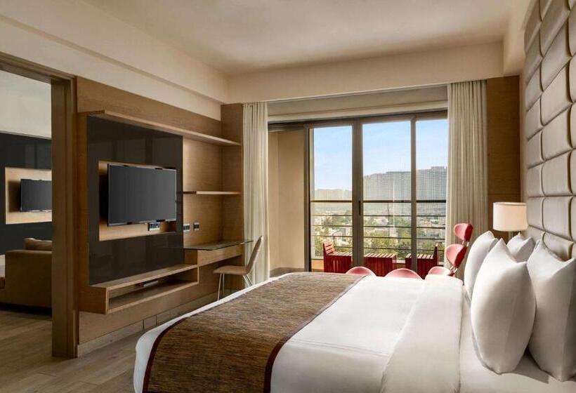 هتل Wyndham Ahmedabad Shela