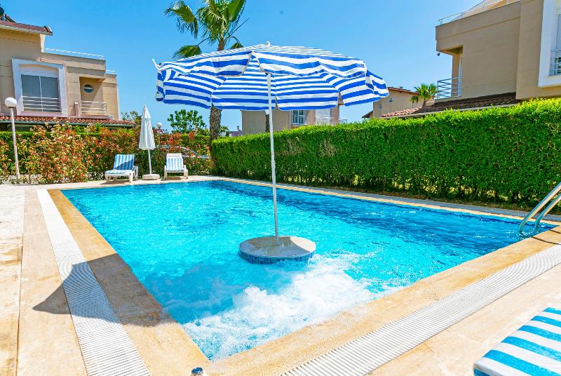 בית מלון כפרי Paradise Town Villa Despina