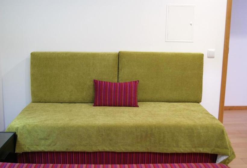 مبيت وإفطار Alojamento Alboi