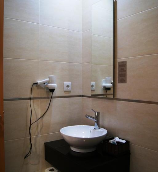 مبيت وإفطار Alojamento Alboi