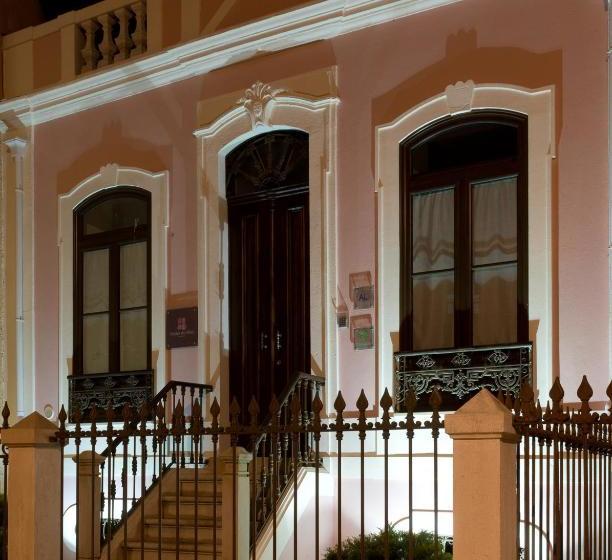 مبيت وإفطار Alojamento Alboi