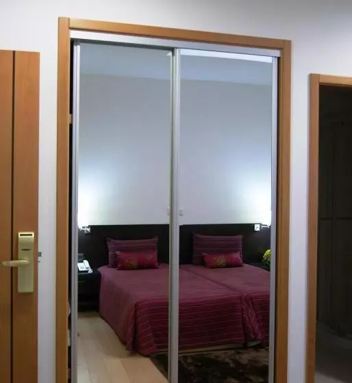 Bed and Breakfast Alojamento Alboi