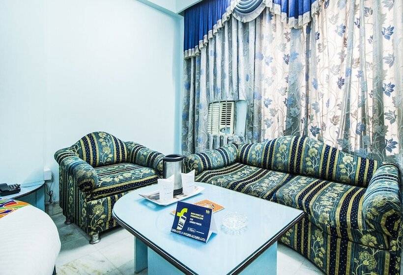 Fabhotel Mayfair Inn