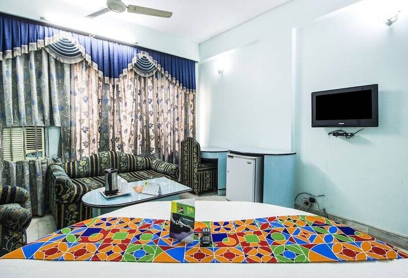 Fabhotel Mayfair Inn